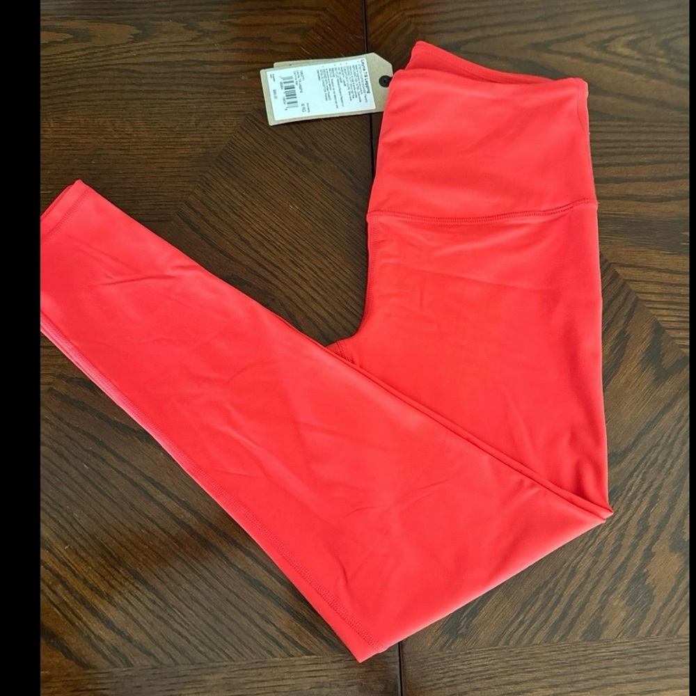 PrAna WOMEN' LAYNA 7/8 LEGGING SZ M 7/8 INSEAM 25 carmine red color NWT